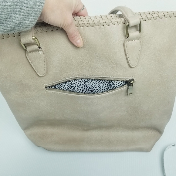 Vegan Leather Antik Kraft Handbag NWT - Picture 7 of 14